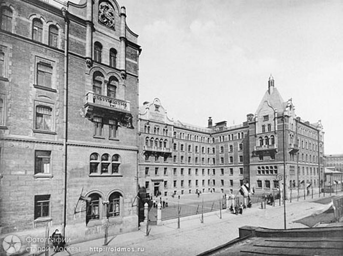 Доходный дом Солодовникова)